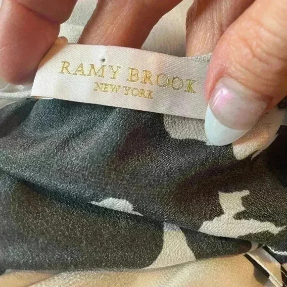 Ramy Brook Ingrid Black White Floral Flutter Sleeve Tiered Mini Dress. - Picture 13 of 14